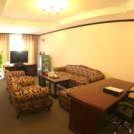 Sao Mai Hotel Thanh Hóa Extérieur photo